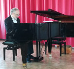 Concert%20at%20the%20Waldorf%20School%20in%20Solothurn:D.Scarlatti,J.Haydn,R.Schumann,F.Chopin