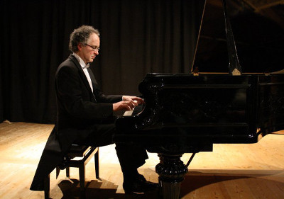 William Cuthbertson am Klavier spielt Chopin - Photo by Hans Jürgen Kugler 1.3.2010
